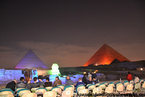 Piramides espectaculo de noche 1