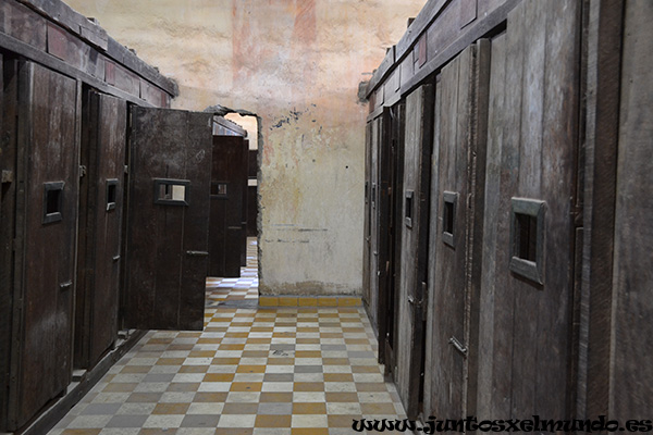 Tuol Sleng, prision S 21 7
