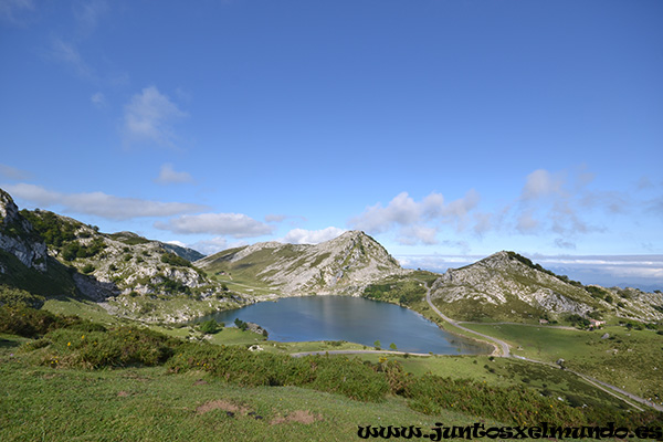 Lagos de Covadonga Lago de Enol 4