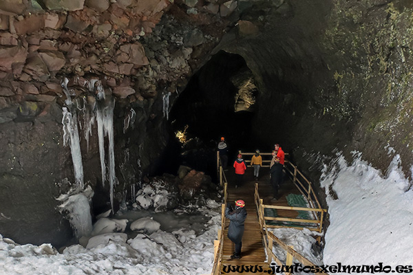 Cueva Vidgelmir 2
