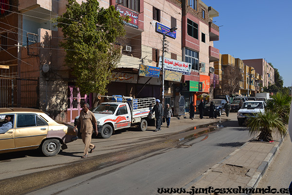 Paseo en calesa por Edfu 2