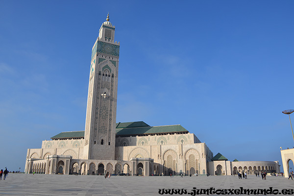 Mezquita Hassan II exterior 2