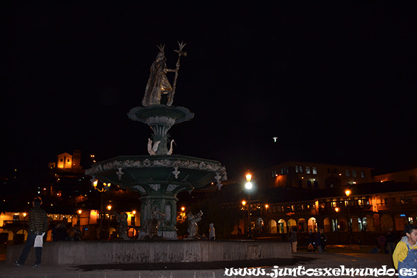 Plaza de Armas de Cusco noche