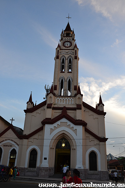 Plaza de Armas Iquitos 1