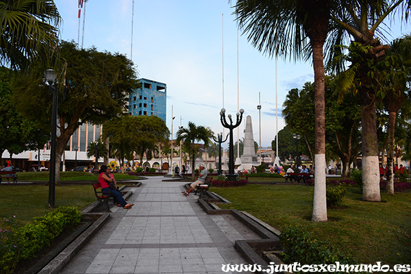 Plaza de Armas Iquitos 2