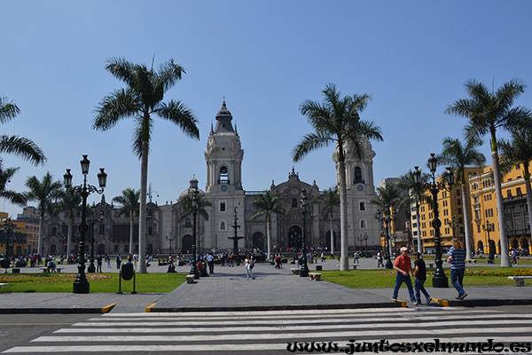 Plaza Armas Lima 3
