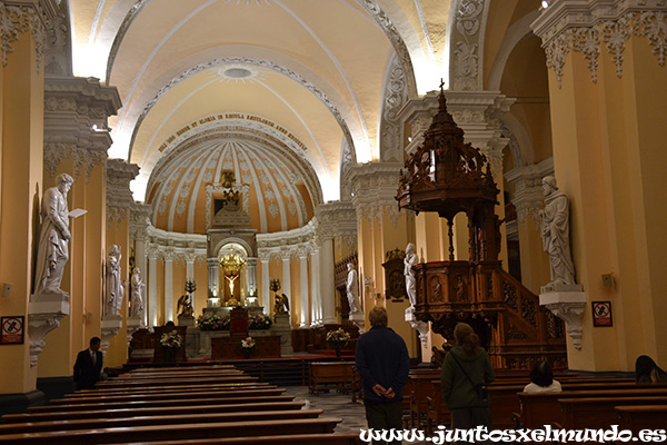 Catedral de noche 2