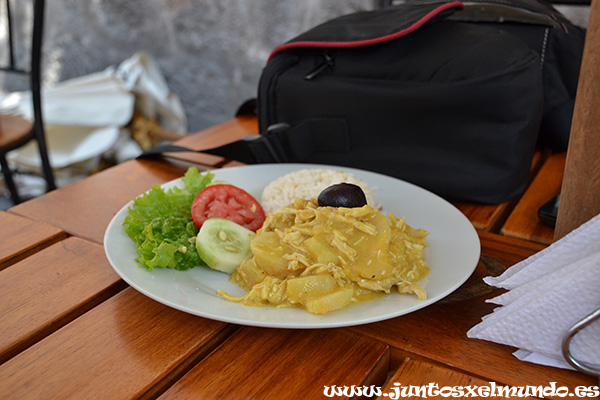 Comida en Arquipa Aji de gallina