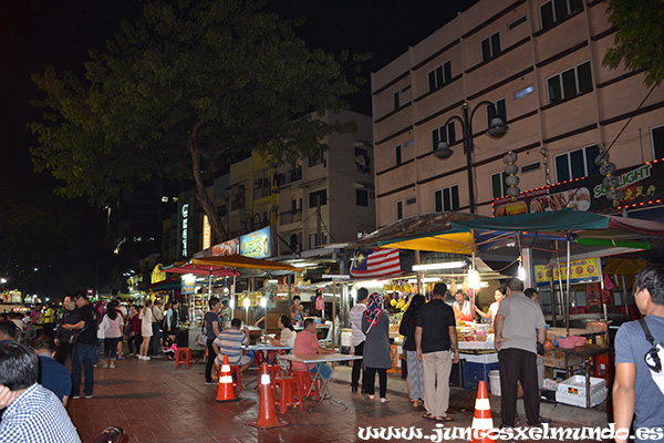 Mercado calle Jalan Alor 1