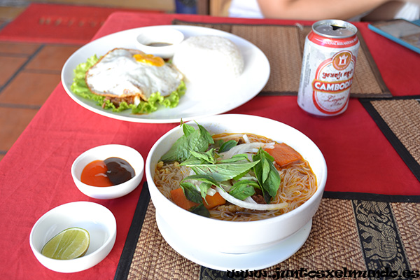 Nom Banh Chok