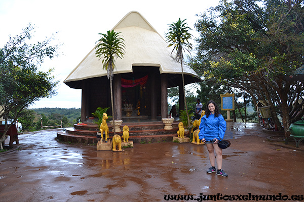 Phnom Dohkrormom Pagoda 4