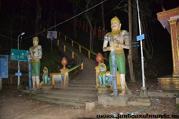 Wat Phnom Sambok 1