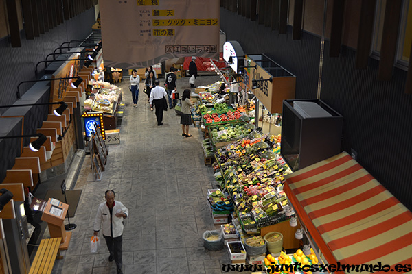 Omicho Market 4