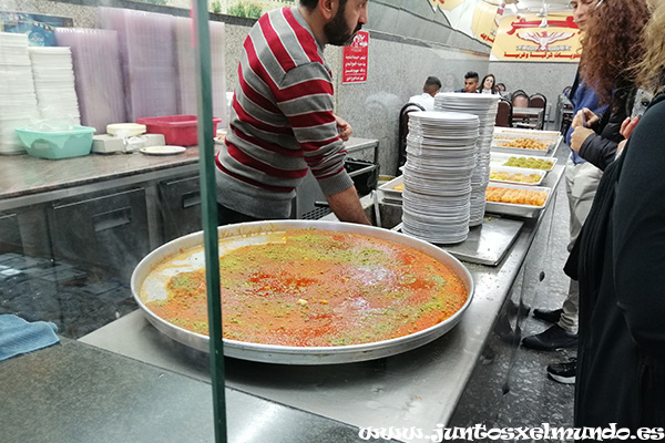 Knafeh
