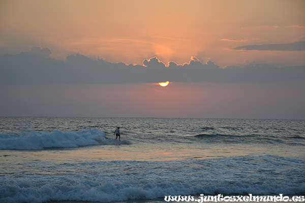 Atardecer en Hikaduwa 2