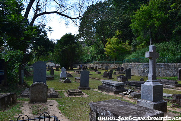 Cementerio de Kandy 2