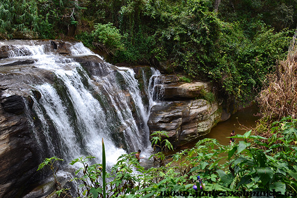 Ramboda Falls 1