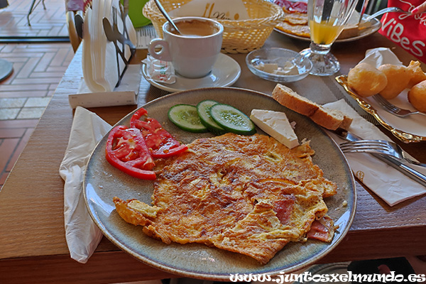 Desayuno
