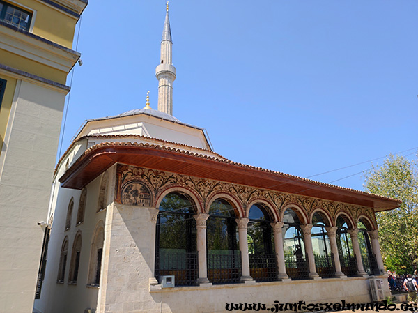 Mezquita de Ethem Bey