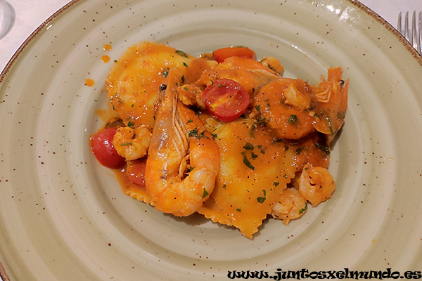 Cena en restaurante Sema