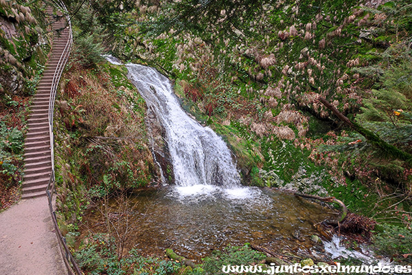 Cascada de Todos los Santos