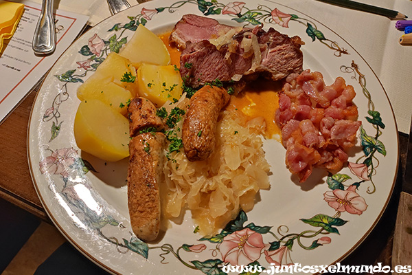 Cena
