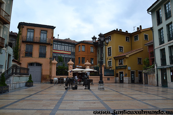 Oviedo Plaza Trascorrales