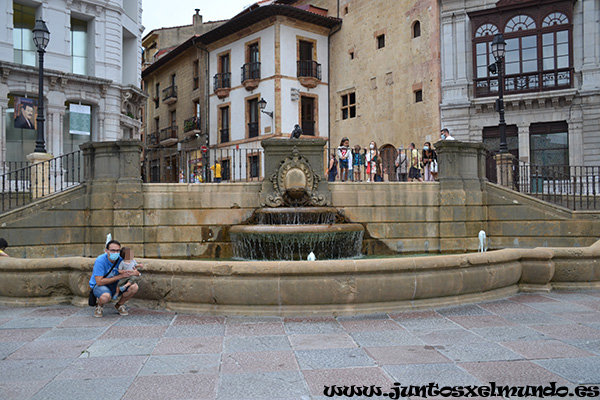Oviedo Plaza de la Catedral 3