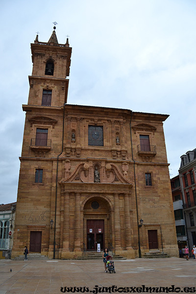 Oviedo Plaza de la Constitucion 2