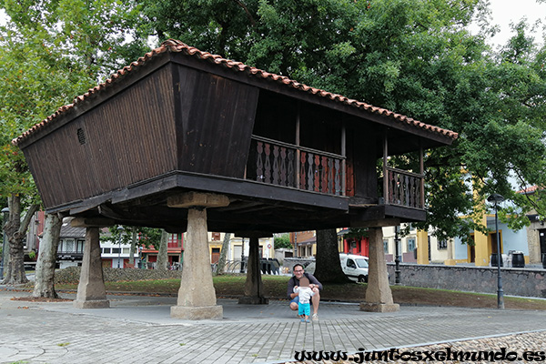 Aviles Plaza del Carbayedo