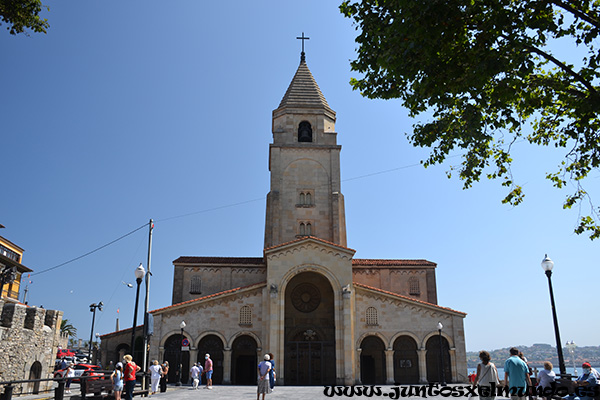 Gijon Iglesia de San Pedro