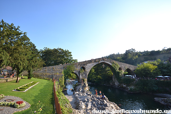 Cangas de Onis Puente Romano 1