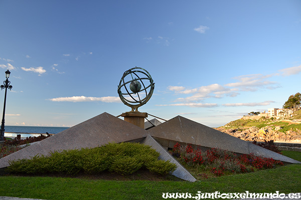 Baiona Monumento a Diego Carmona y Vasco Gallego