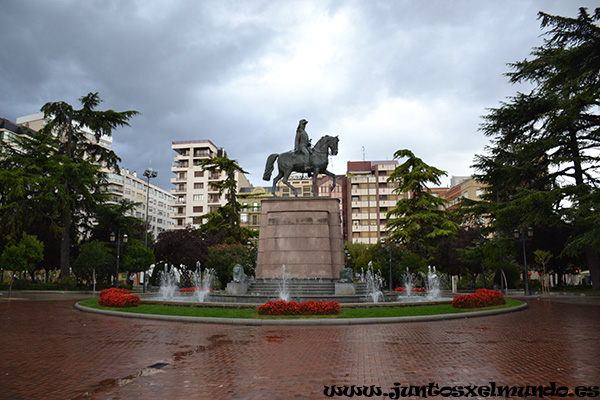 Logrono Estatua del General Espartero