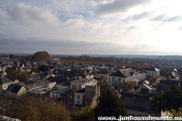 Chinon 1