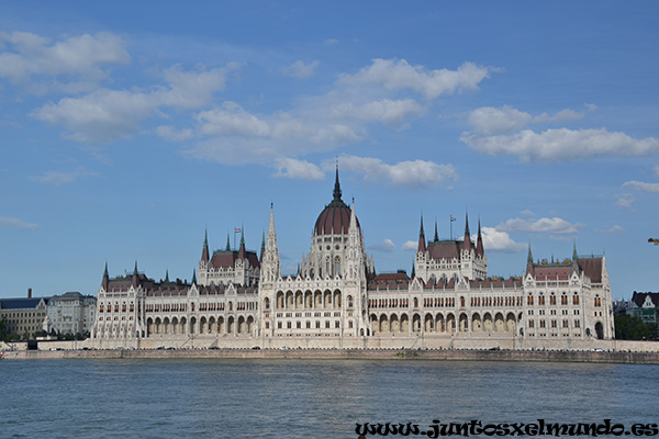 Parlamento desde Buda