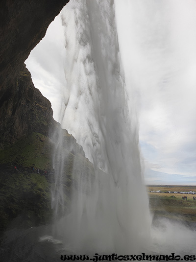 Seljalandsfoss 6