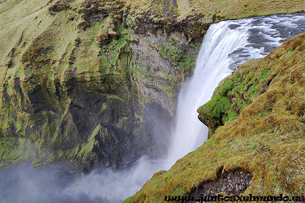 Skogafoss 3