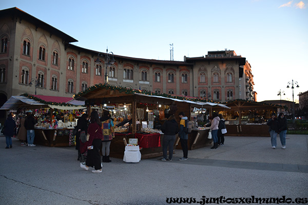 Piazza Vittorio Emanuele II 1