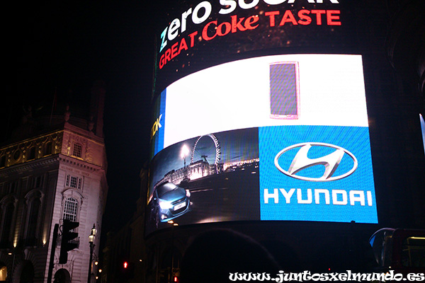 Piccadilly Circus 2