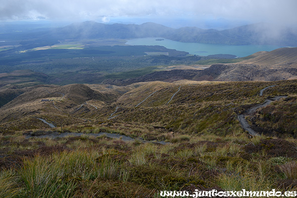 Tongariro Alpine Crossing 12